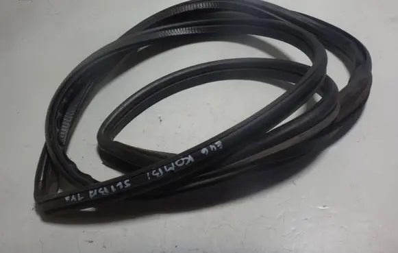 BMW 3 E46 Rubber seal tailgate window/glass