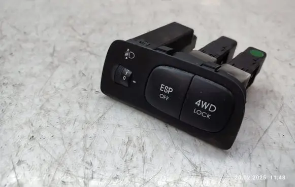 KIA Sportage Headlight level height control switch