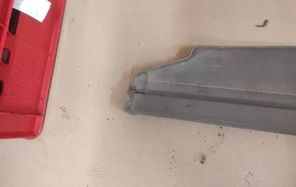 KIA Carens I Parcel shelf load cover