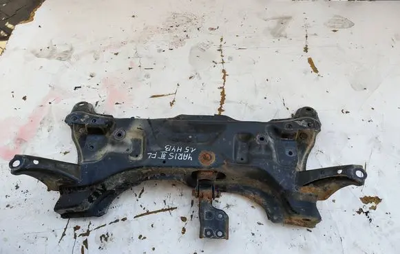 Toyota Yaris Front axle beam