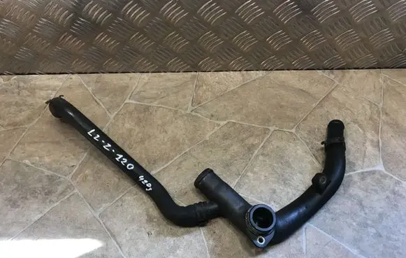Mercedes-Benz A W169 Engine coolant pipe/hose A2662000052