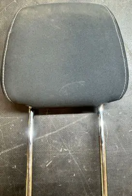 Jeep Grand Cherokee WL Front seat headrest