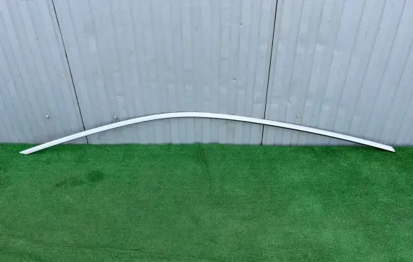 Roof trim bar molding cover