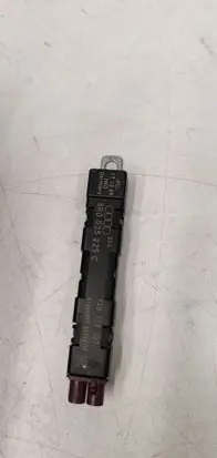 Audi Q5 SQ5 Aerial antenna amplifier 8R0035225C