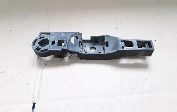 Rear door exterior handle/bracket