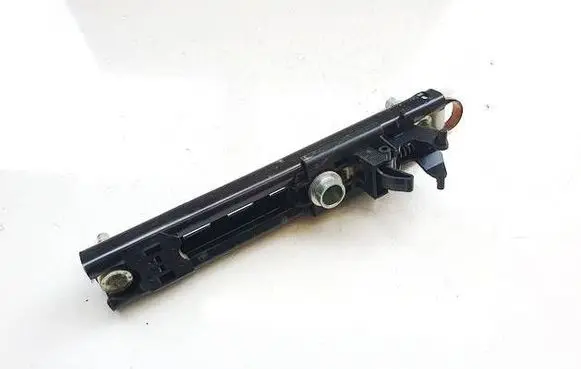 Opel Astra H Seat belt adjustment rail 90560664
