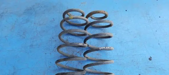 Toyota Yaris Rear coil spring