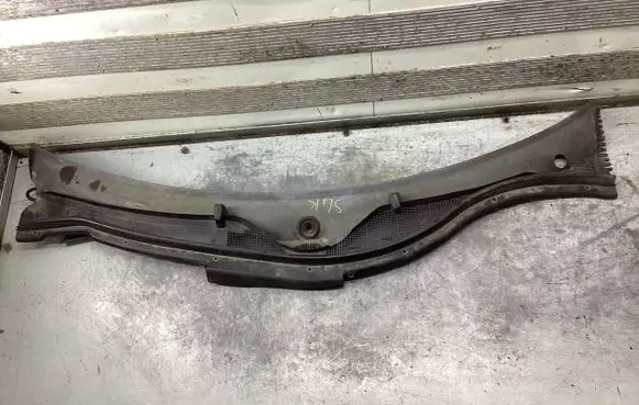 Mercedes-Benz SLK R170 Wiper trim 1708310144