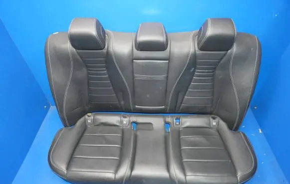 Mercedes-Benz E W213 Second row seats 