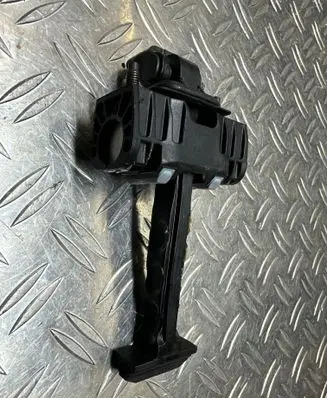 Peugeot Expert Front door check strap stopper 