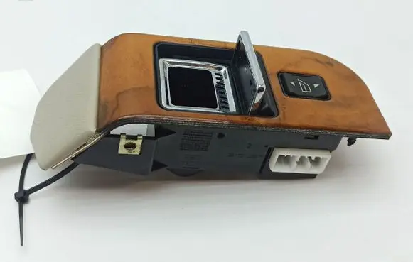 Jaguar XJ X300 Rear door ashtray BEC8700