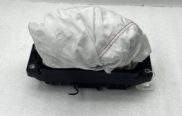 Audi A3 8Y Passenger airbag 8Y0880204G