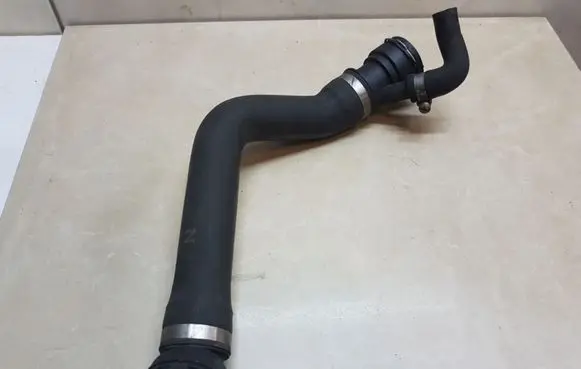 BMW 5 E60 E61 Engine coolant pipe/hose 7789742