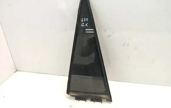 Toyota RAV 4 (XA30) Rear vent window glass DOT682 M3232