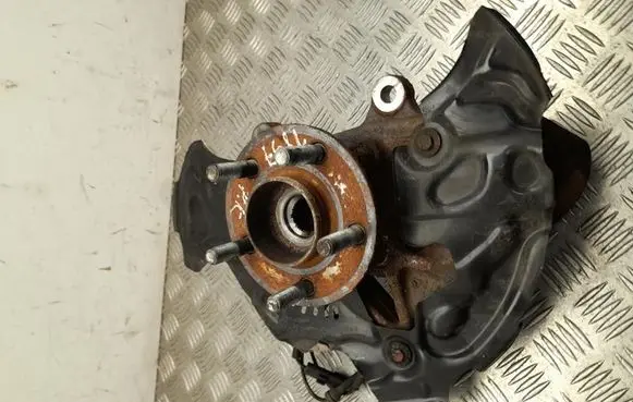 Ford Explorer VI Front wheel hub 