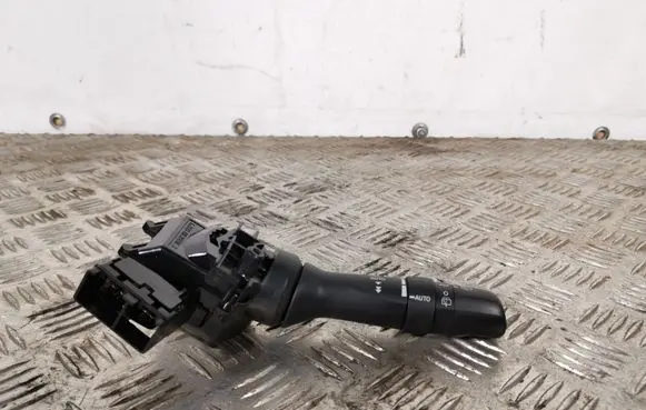 Subaru Outback (BS) Wiper control stalk 173848