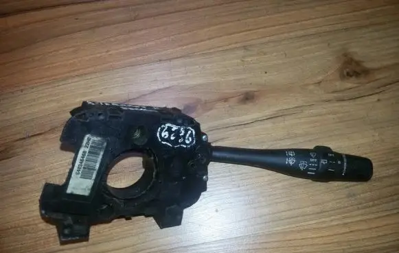 Nissan Terrano Wiper control stalk 257sa54394781e