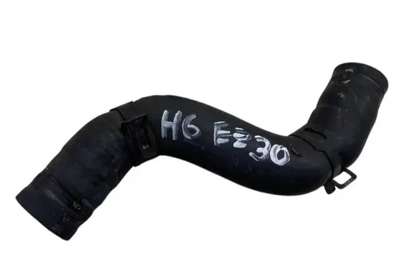 Subaru Outback Engine coolant pipe/hose