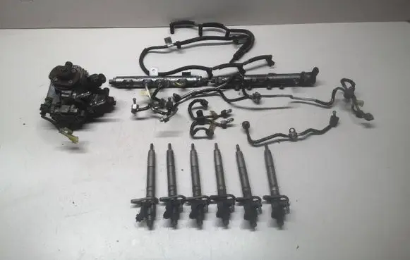 Jaguar XF X250 Fuel injection high pressure pump 0445010614 9X2Q9B395CA 0445115013