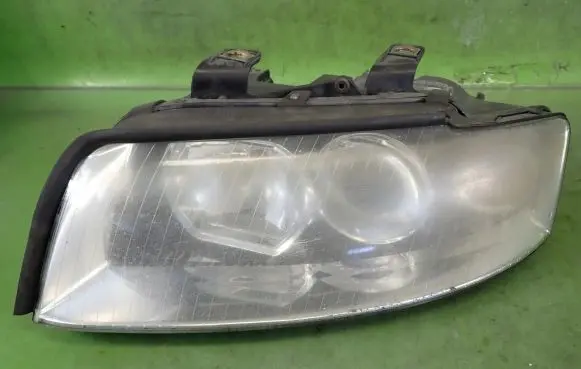 Audi A4 S4 B6 8E 8H Headlight/headlamp 89305690