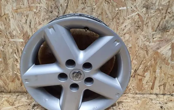 R16 alloy rim