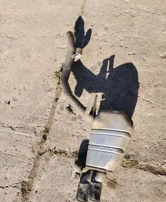 BMW 5 F10 F11 Muffler/silencer 8517642