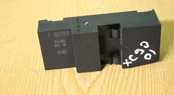 Volvo XC90 ESP (stability system) control unit 8691998