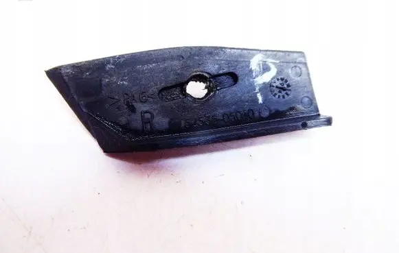 Toyota Avensis T220 Front bumper mounting bracket 52535-05010