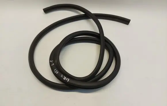 Subaru WRX STI Front door rubber seal 