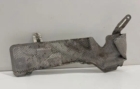 BMW 5 F10 F11 Heat shield in engine bay 7193523 24640010 AW95W7