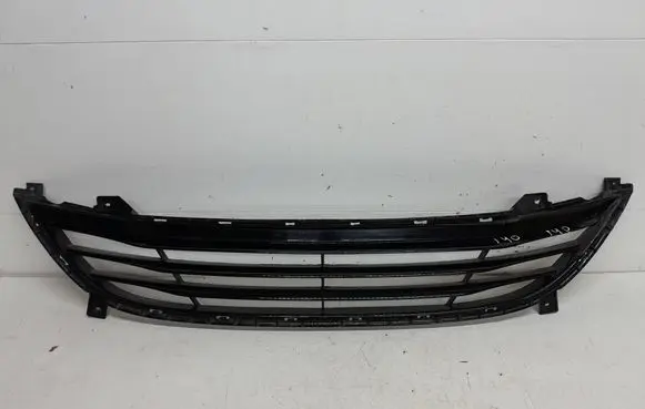Hyundai i40 Front bumper lower grill 865613Z000