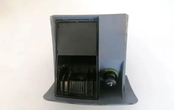 Ford Fiesta Car ashtray 96fga04810agw