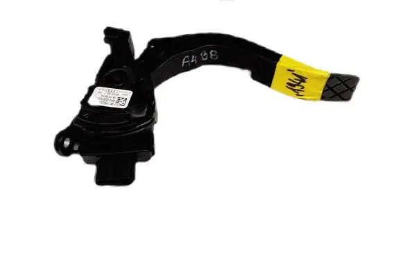Audi A4 S4 B8 8K Accelerator throttle pedal 8K1723523A
