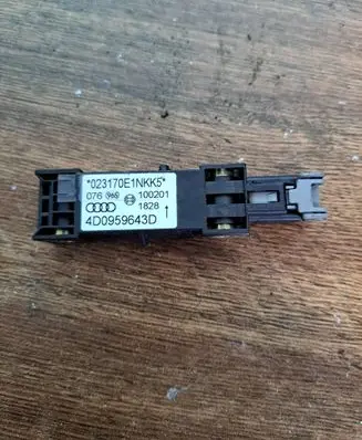Audi A8 S8 D2 4D Airbag deployment crash/impact sensor 4D0959643D 100201 023170E1NKK5