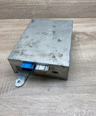 BMW 5 E39 Video control module 6911221