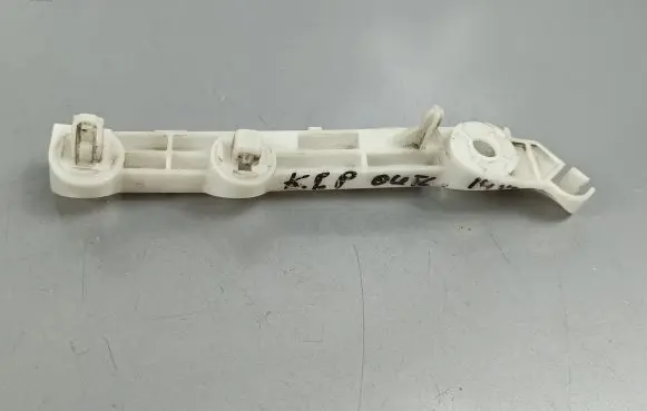 Mitsubishi Outlander Front bumper mounting bracket