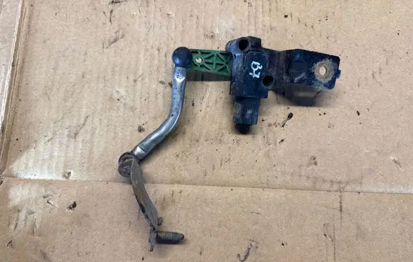 Volkswagen PASSAT B7 Headlight/headlamp level sensor 3C0907503