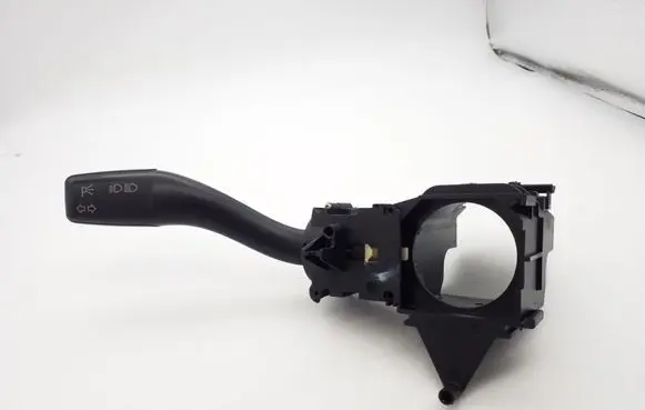 Audi A4 S4 B6 8E 8H Indicator stalk 8E0953513A