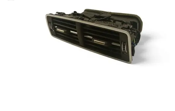 Audi Q7 4M Rear air vent grill 4M0819203C