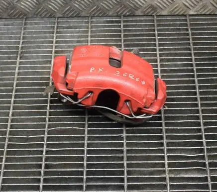 Volkswagen Jetta VI Front brake caliper