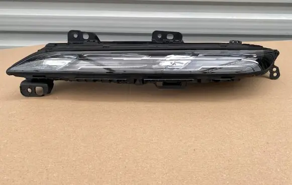 BMW 7 G70 Headlight/headlamp 9879935