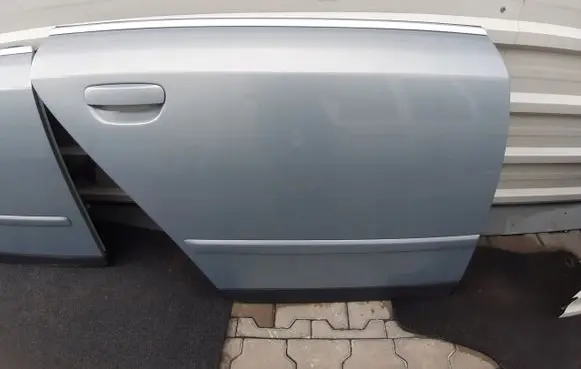 Audi A4 S4 B6 8E 8H Rear door 