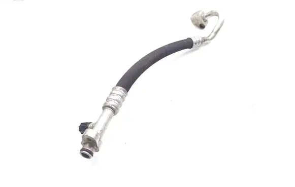 Air conditioning (A/C) pipe/hose