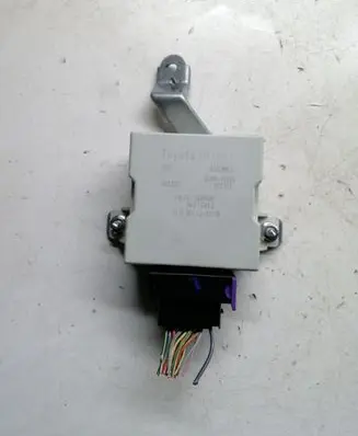 Toyota Avensis T250 Window wiper relay 8594005050