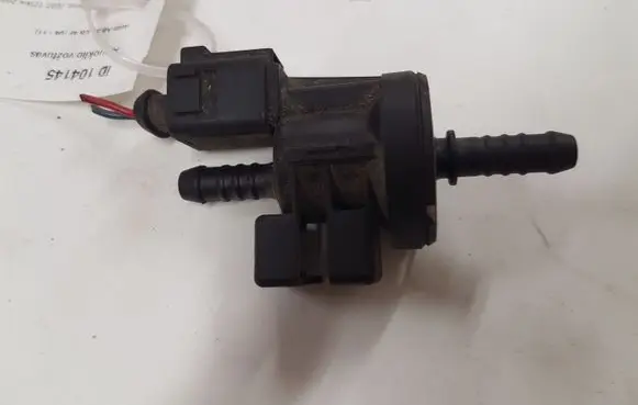 Audi A6 S6 C6 4F Breather valve 06E906517
