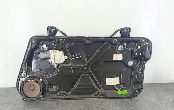 Volkswagen New Beetle Front door window regulator with motor 