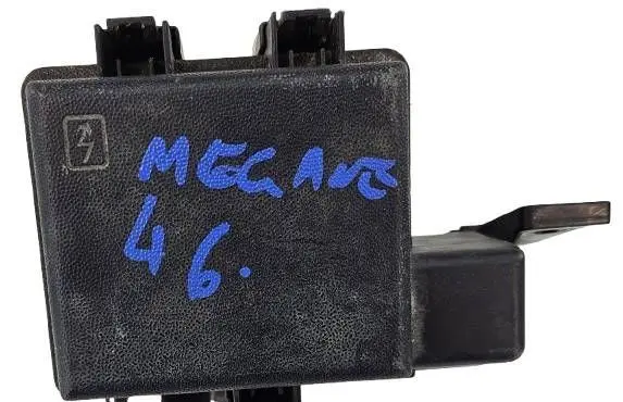 Renault Megane III Fuse module 243880001R