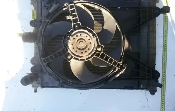 Fiat Bravo - Brava Radiator cooling fan shroud