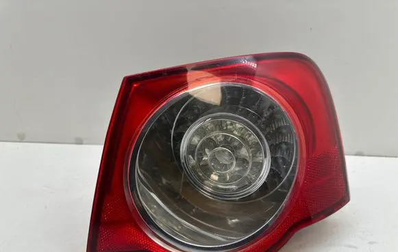 Volkswagen PASSAT B6 Rear/tail lights 3C5945096C