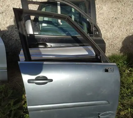 Citroen C4 I Picasso Front door